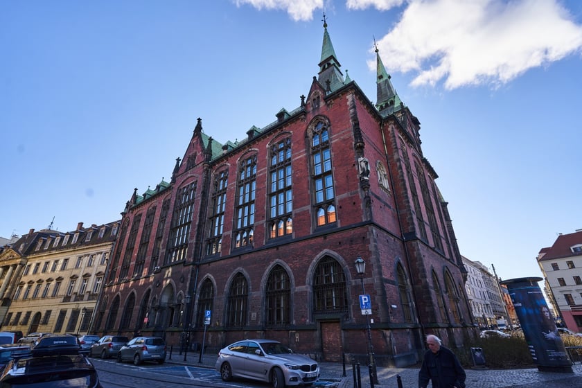 Budynek  dawnej biblioteki przy ul. Szajnochy