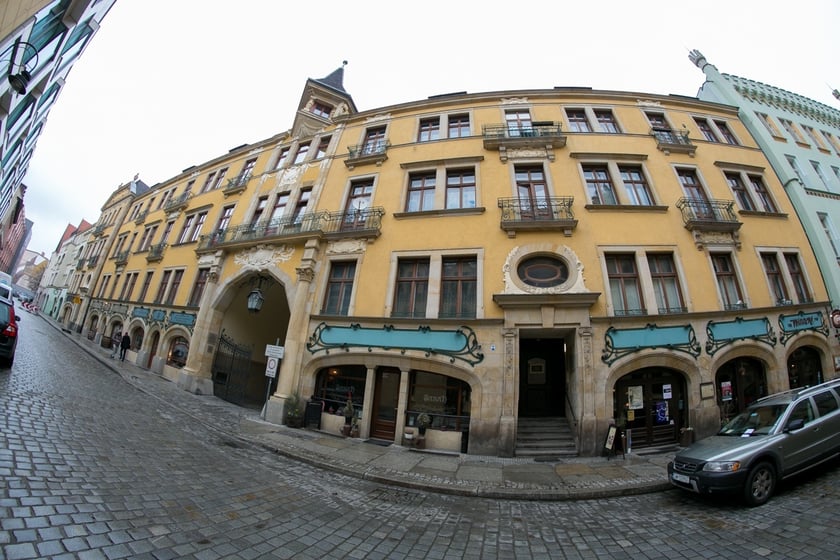 Budynki i obiekty zaprojektowane przez braci Ehrlichów we Wrocławiu. Kamienica przy ul. Włodkowica