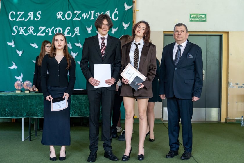 Zakończenie roku szkolnego maturzystów VII LO we Wrocławiu