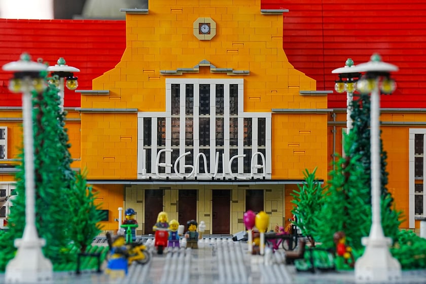 Stacja kolejowa Legnica z Lego
