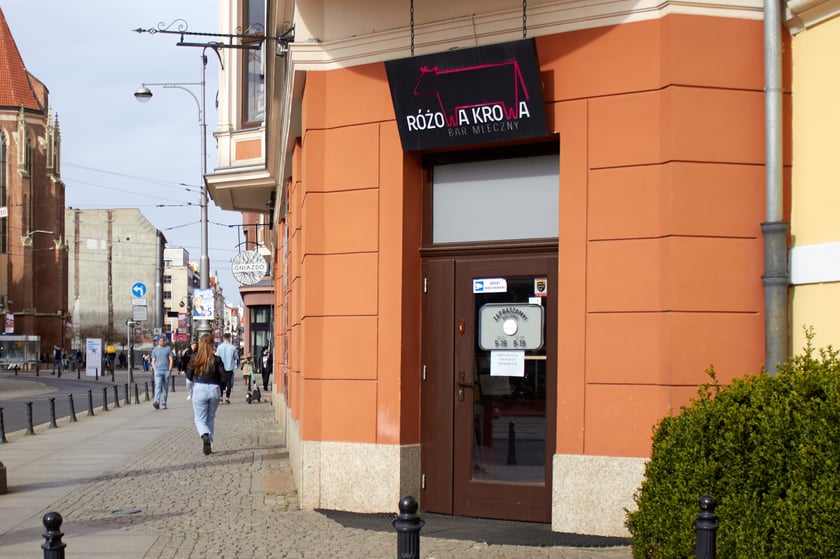 R&oacute;żowa Krowa Bar Mleczny, ul. Świdnicka 36