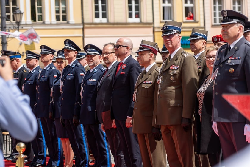 Dzień Flagi - świętowanie na wrocławskim Rynku