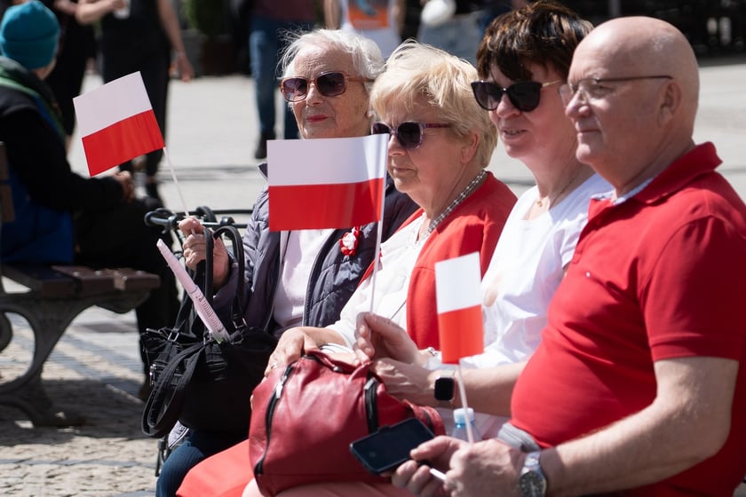 Dzień Flagi - świętowanie na wrocławskim Rynku