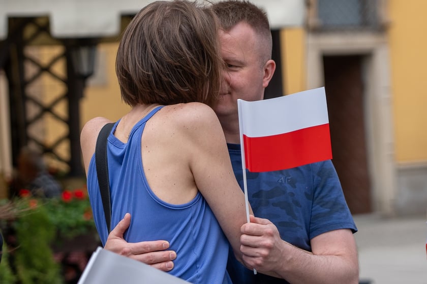 Dzień Flagi - świętowanie na wrocławskim Rynku