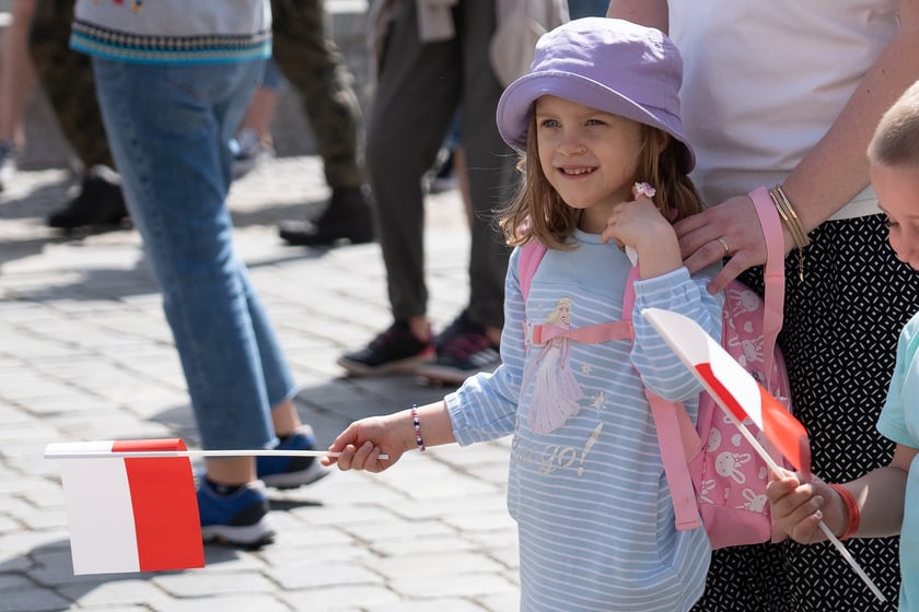Dzień Flagi - świętowanie na wrocławskim Rynku