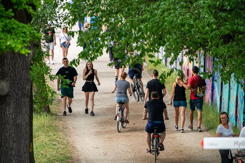 Tak wrocławianie relakcują się w mieście. Maj&oacute;wka 2024&nbsp;