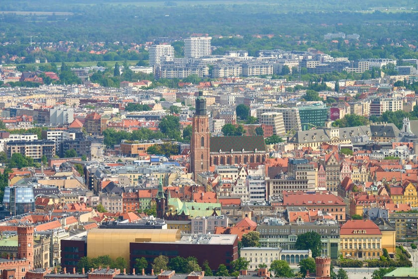 Panorama Wrocławia z tarasu widokowego na Sky Tower