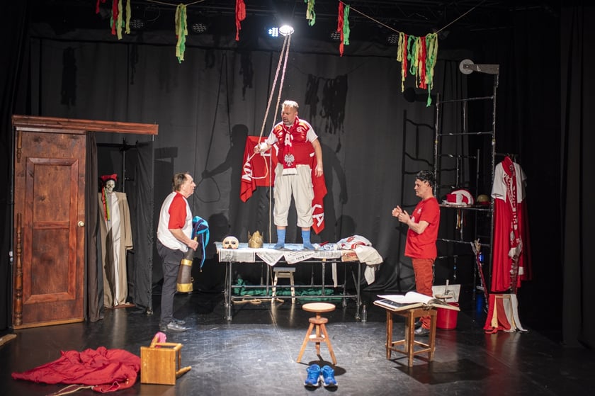 "Zabawa" - spektakl Teatru Na Bruku"Zabawa" - spektakl Teatru na Bruku