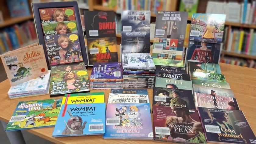 Audiobooki od Rady Osiedla w bibliotece przy ul. Nenckiego.