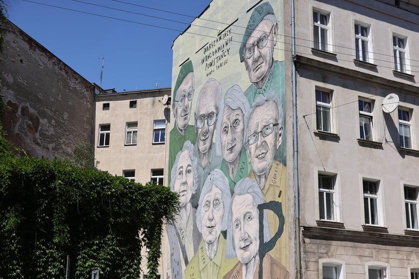 Uroczyste odsłonięcie muralu pamięci WARSZAWIACY - POWSTAŃCY - WROCŁAWIANIE z okazji 80. rocznicy Powstania Warszawskiego.