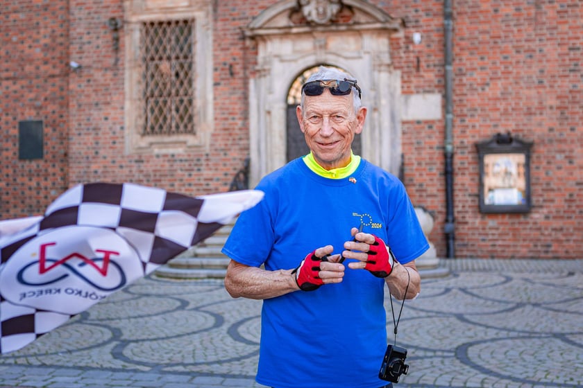 Rowerzyści z&nbsp;Koła Przyjaci&oacute;ł Erlangen-H&ouml;chstadt/Tarnowskie G&oacute;ry (Tarnowitz) e.V. we Wrocławiu