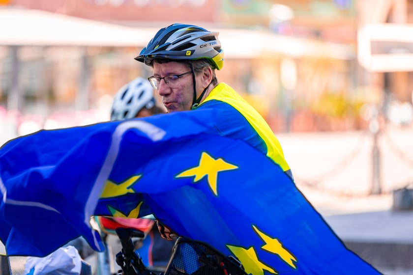 Rowerzyści z&nbsp;Koła Przyjaci&oacute;ł Erlangen-H&ouml;chstadt/Tarnowskie G&oacute;ry (Tarnowitz) e.V. we Wrocławiu