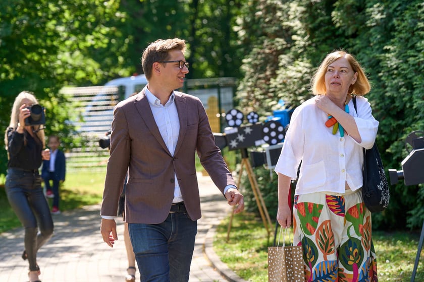 Uroczystość 40-lecia Przedszkola nr 56 &bdquo;Niezapominajka&rdquo; przy ul. Wałbrzyskiej