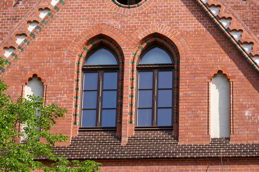 Budowa hotelu Arche Klasztor Wrocław w gmachu przy Kasprowicza, 9 maja 2024