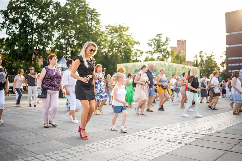 Potańcówka na placu Wolności 2023