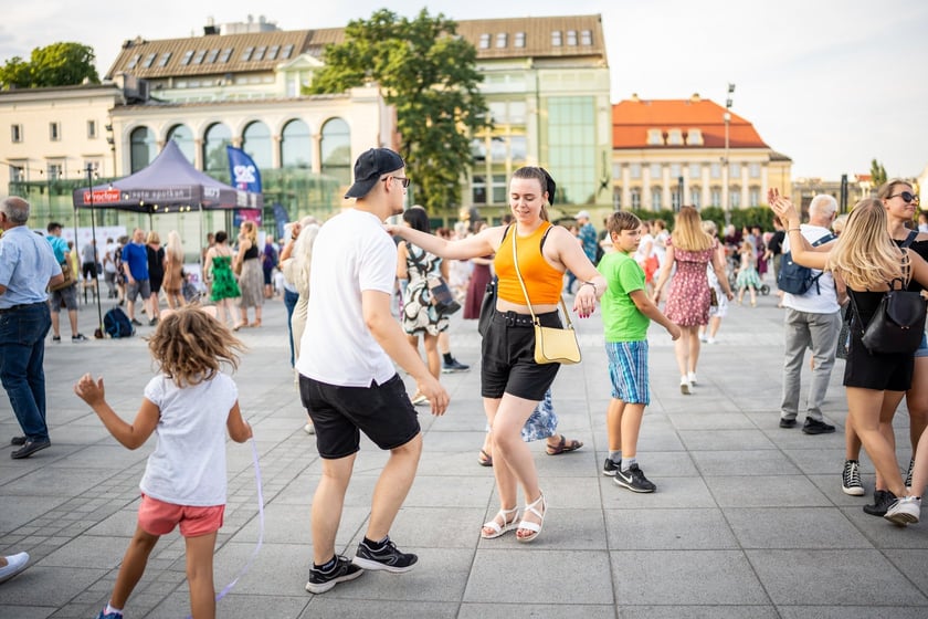 Potańcówka na placu Wolności 2023