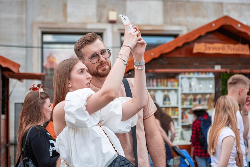Pierwszy dzień Jarmarku Świętojańskiego we Wrocławiu.