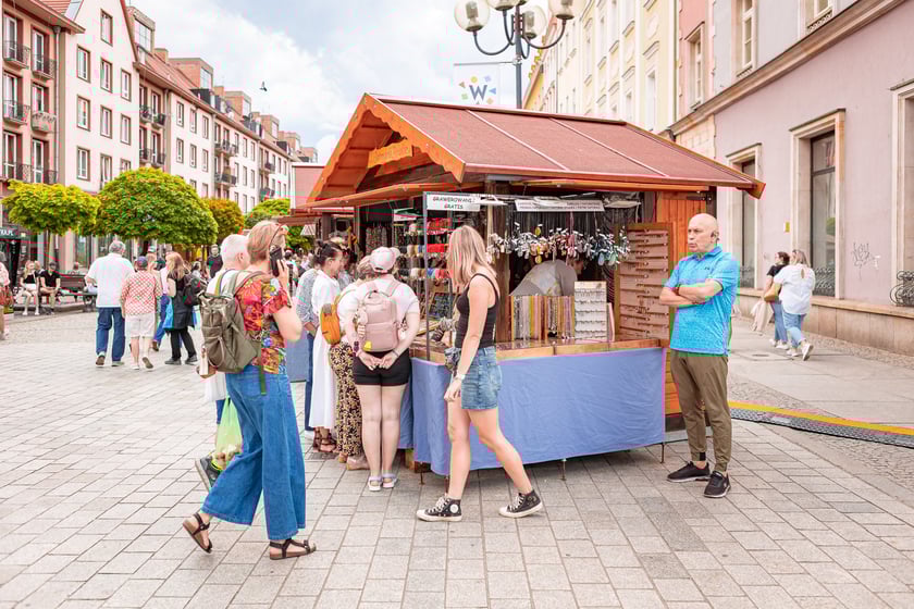 Pierwszy dzień Jarmarku Świętojańskiego we Wrocławiu.