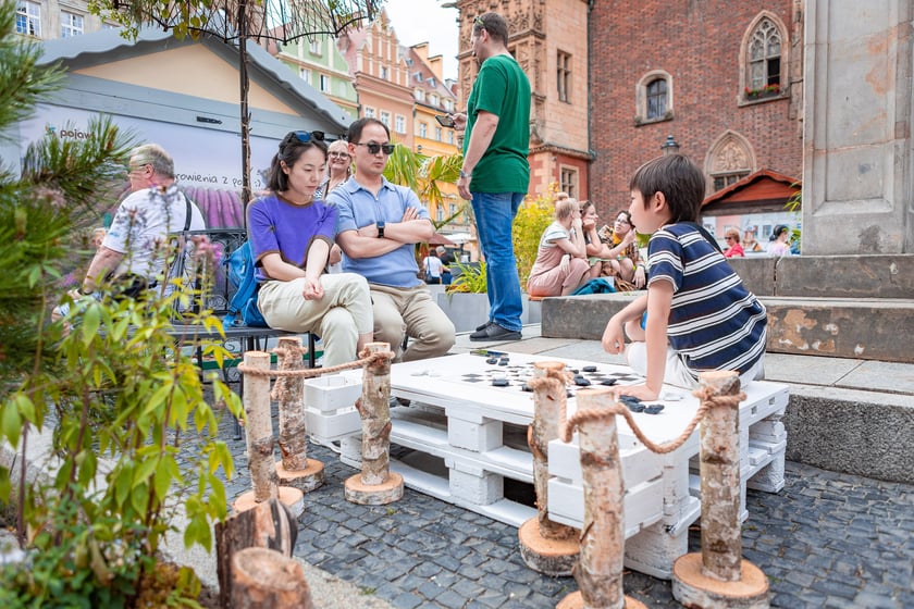 Pierwszy dzień Jarmarku Świętojańskiego we Wrocławiu.
