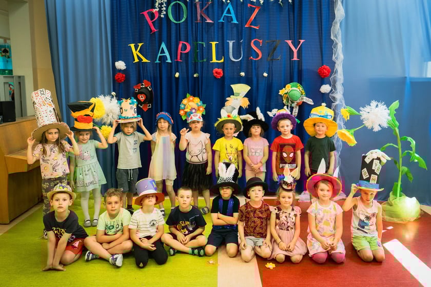 Dzień z „Alicją w Krainie Czarów” w Przedszkolu nr 149 „Tęczowa Polanka” we Wrocławiu