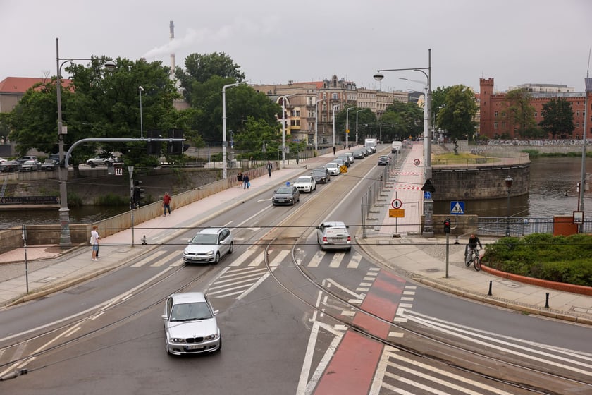 Rozpoczął się remont mostów Uniwersyteckich.
