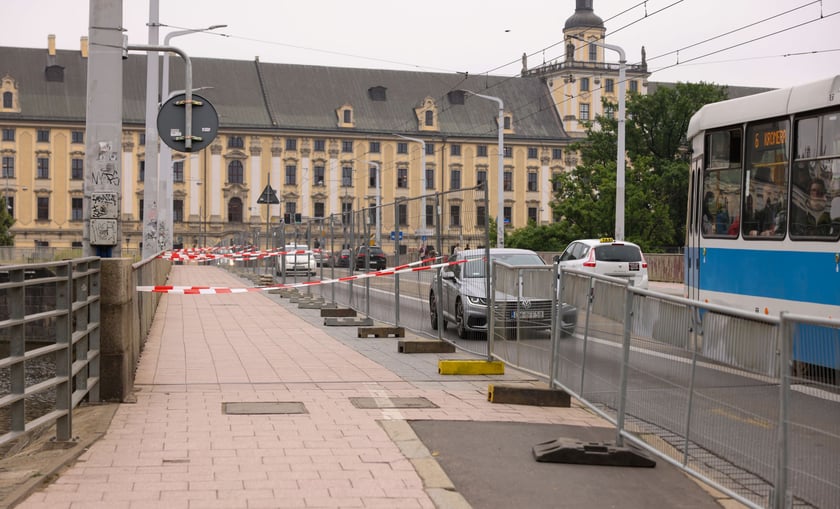 Rozpoczął się remont mostów Uniwersyteckich.