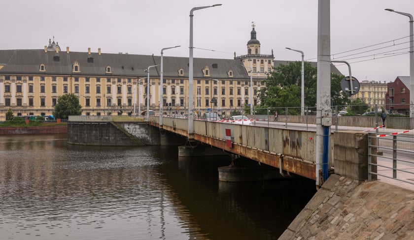 Rozpoczął się remont mostów Uniwersyteckich.