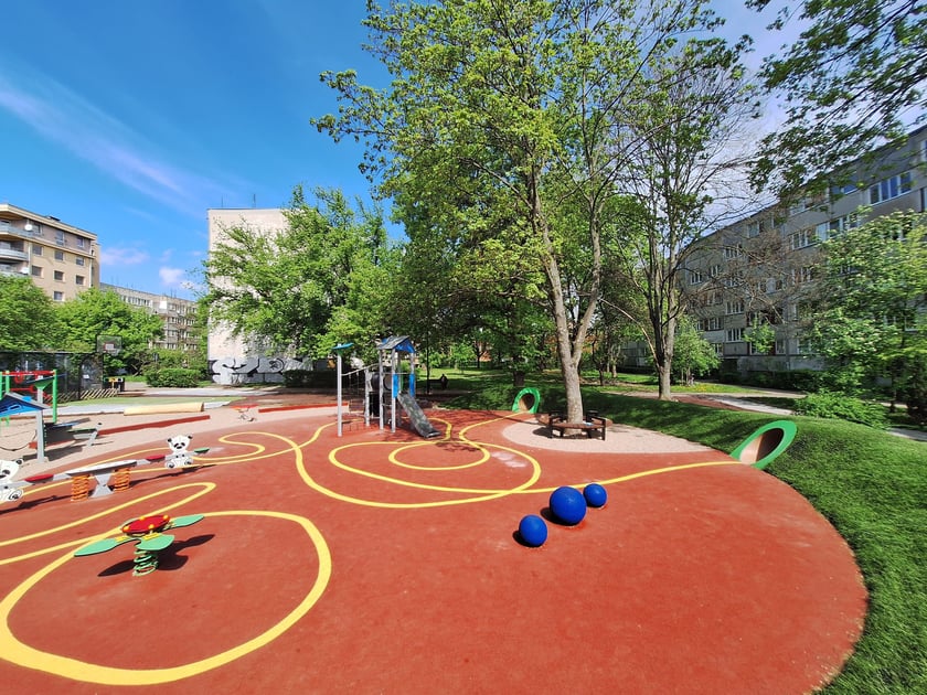 Nowy plac zabaw przy ul. Zielonogórskiej