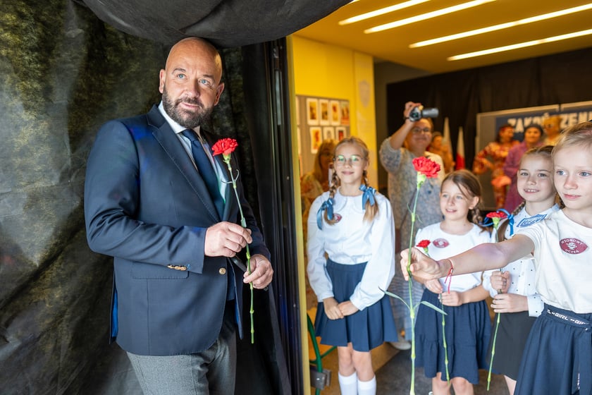 Jubileusz 60-lecia SP nr 64 we Wrocławiu