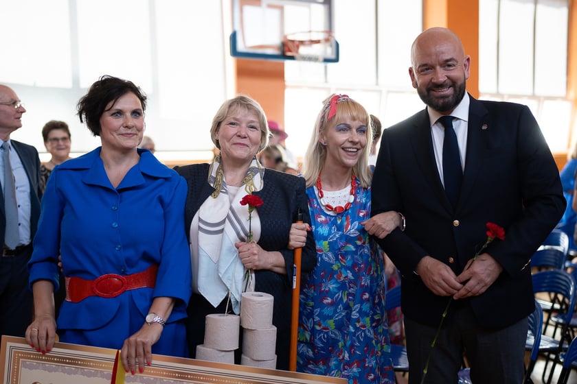 Jubileusz 60-lecia SP nr 64 we Wrocławiu