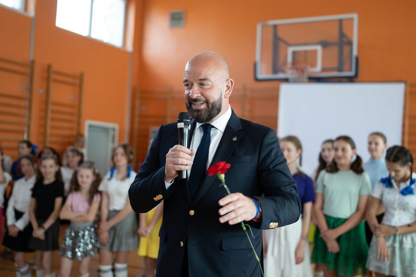 Jubileusz 60-lecia SP nr 64 we Wrocławiu