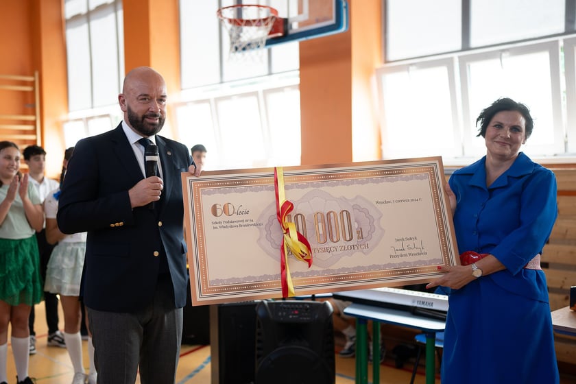 Jubileusz 60-lecia SP nr 64 we Wrocławiu