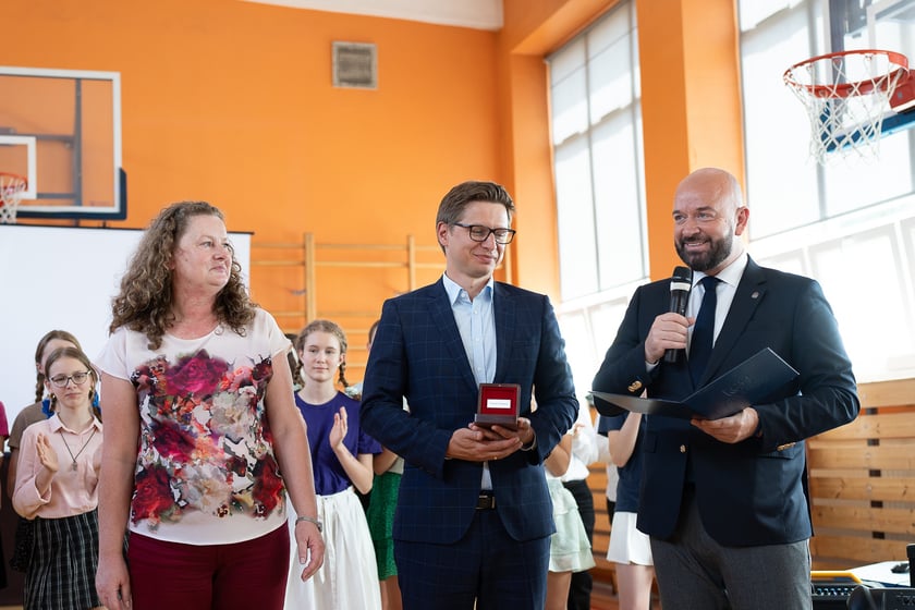 Jubileusz 60-lecia SP nr 64 we Wrocławiu