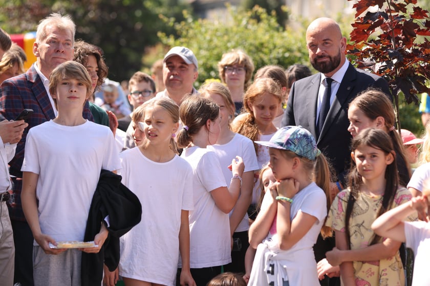 Dzień Sportu w Szkole Podstawowej nr 82 im. Budowniczych Wrocławia przy ul. Blacharskiej 13 (7.06.2024)