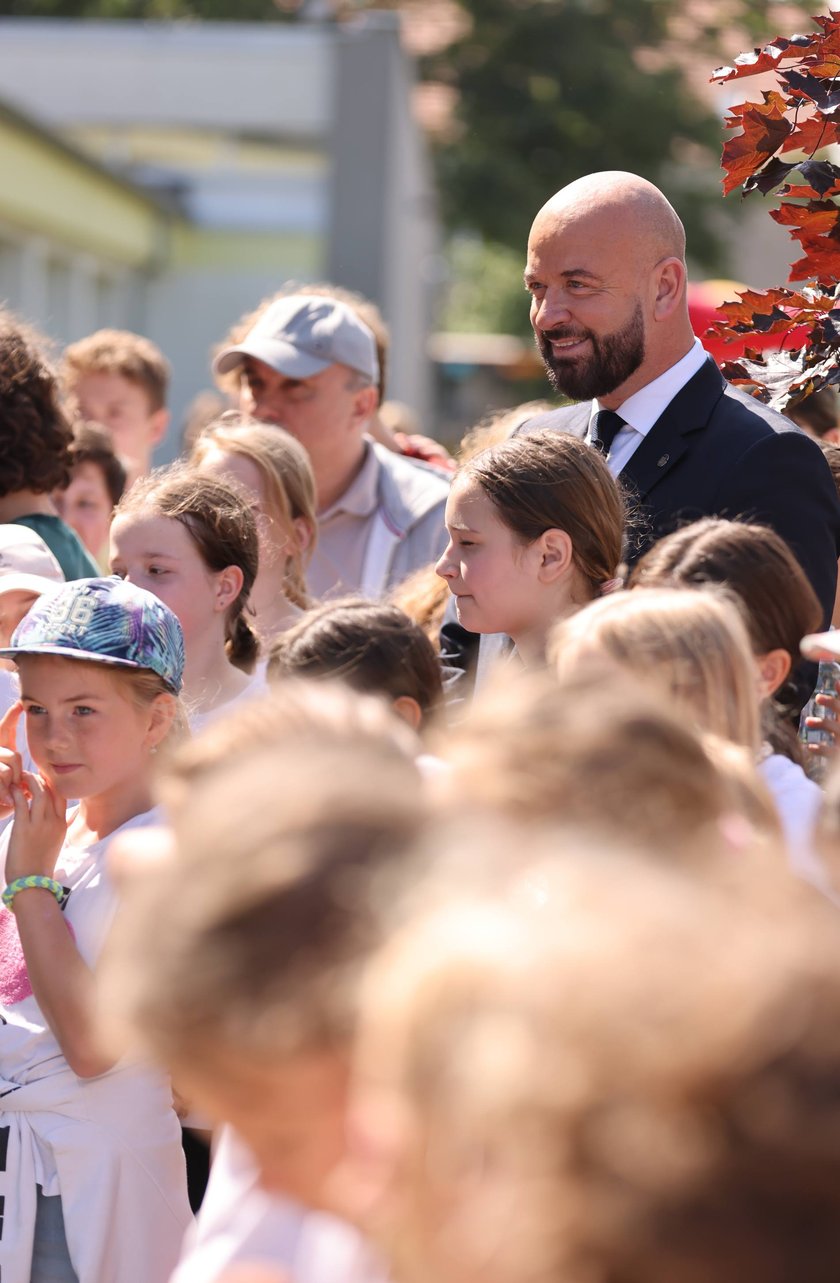 Dzień Sportu w Szkole Podstawowej nr 82 im. Budowniczych Wrocławia przy ul. Blacharskiej 13 (7.06.2024)