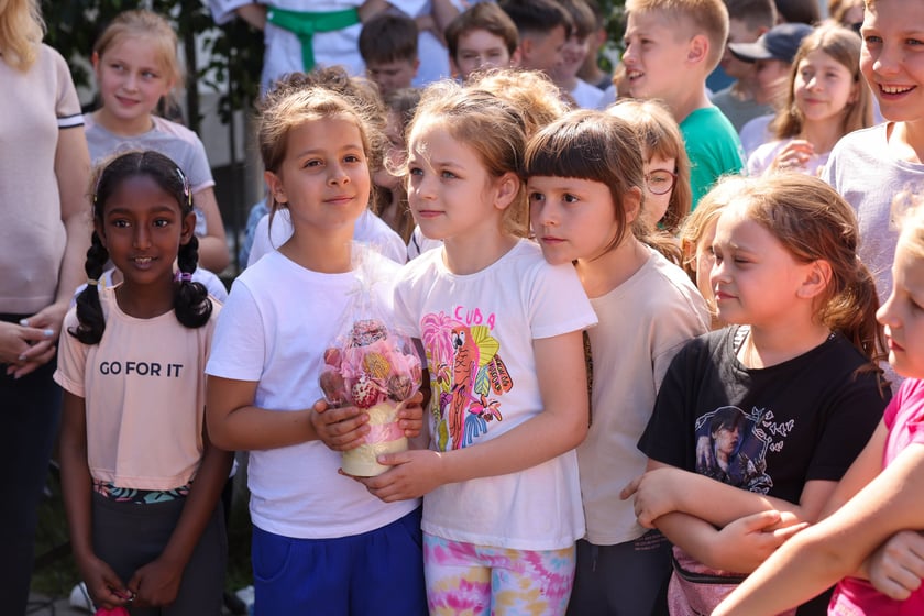 Dzień Sportu w Szkole Podstawowej nr 82 im. Budowniczych Wrocławia przy ul. Blacharskiej 13 (7.06.2024)