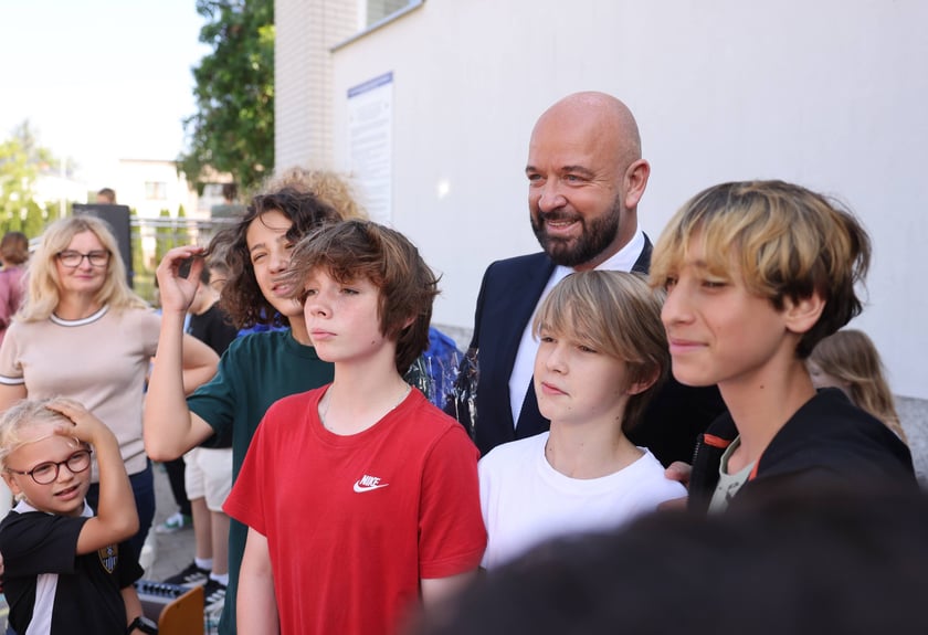 Dzień Sportu w Szkole Podstawowej nr 82 im. Budowniczych Wrocławia przy ul. Blacharskiej 13 (7.06.2024)