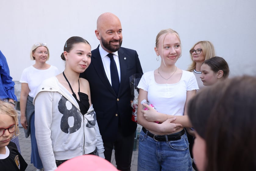 Dzień Sportu w Szkole Podstawowej nr 82 im. Budowniczych Wrocławia przy ul. Blacharskiej 13 (7.06.2024)