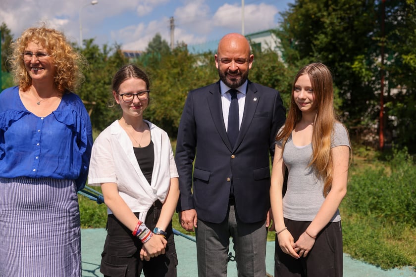 Dzień Sportu w Szkole Podstawowej nr 82 im. Budowniczych Wrocławia przy ul. Blacharskiej 13 (7.06.2024)