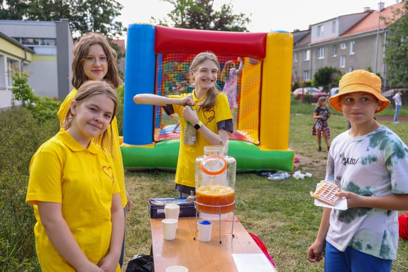 Dzień Sportu w Szkole Podstawowej nr 82 im. Budowniczych Wrocławia przy ul. Blacharskiej 13 (7.06.2024)