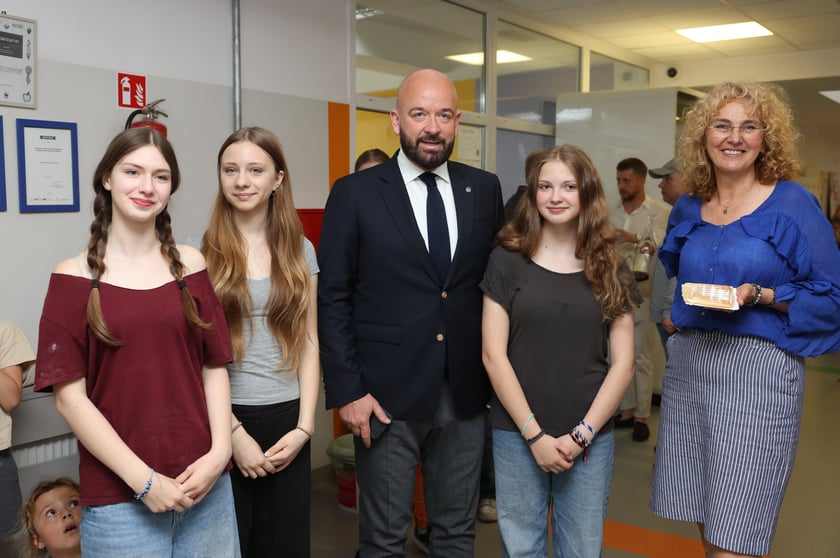 Dzień Sportu w Szkole Podstawowej nr 82 im. Budowniczych Wrocławia przy ul. Blacharskiej 13 (7.06.2024)