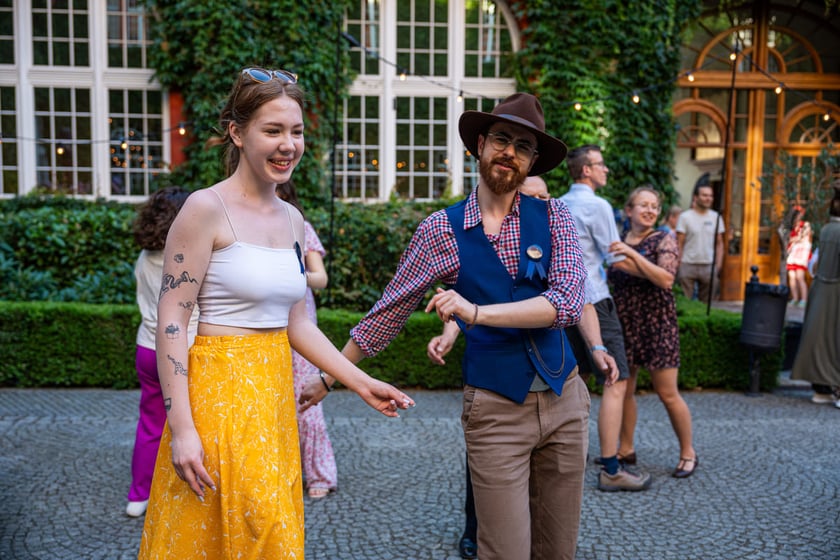 Potańcówka Wrocławska na dziedzińcu Ossolineum. Wrocław, 8 czerwca 2024