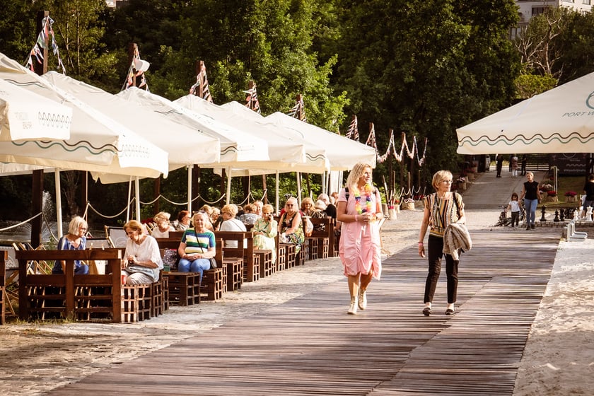 Potańcówka w Porcie Węglowym w jamajskim klimacie