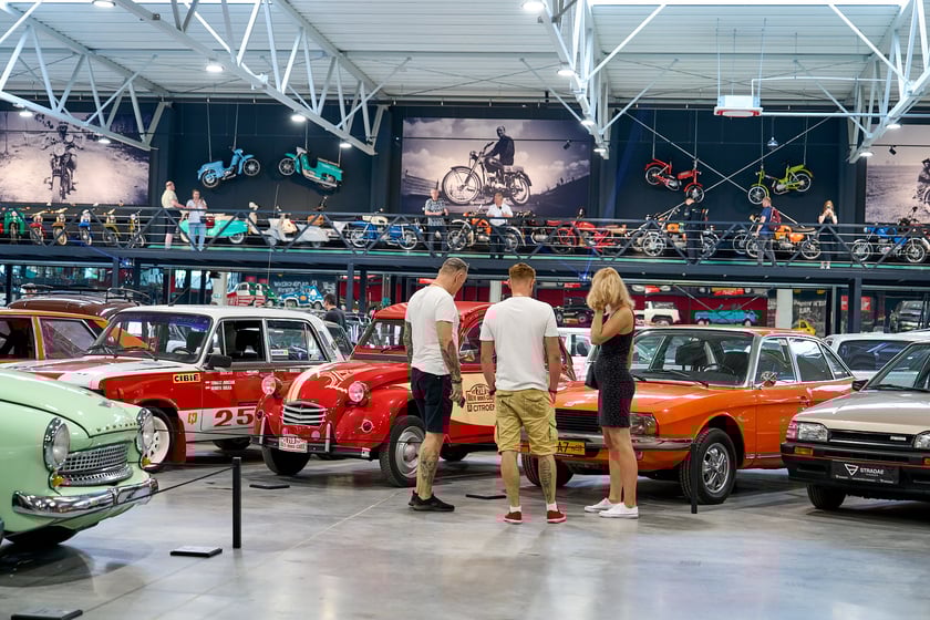 Wena - Muzeum Motoryzacji w Oławie