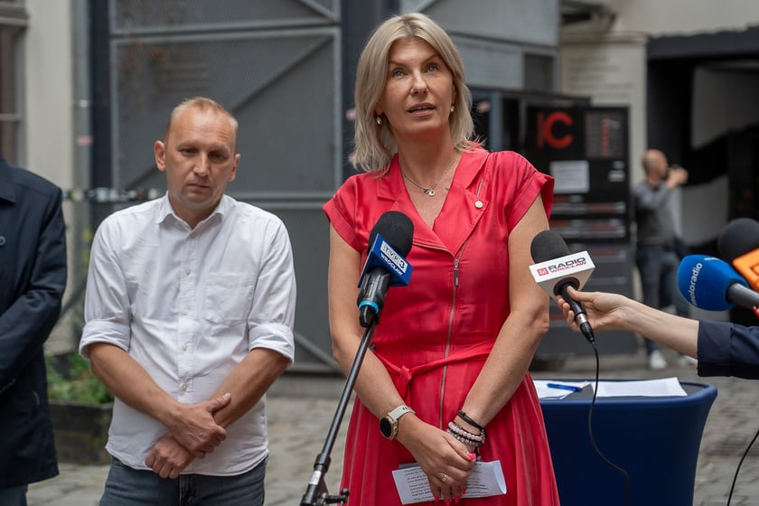 Renata Granowska, podpisanie umowy w sprawie neon&oacute;w, 20 czerwca 2024