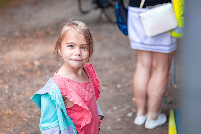 Piknik ZDiUM&nbsp;podczas otwarcia nowej trasy pieszo-rowerowej wzdłuż rzeki Oławy