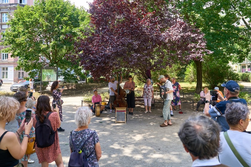 Otwarcie Pomorskiej &ndash; wśr&oacute;d atrakcji koncert O!drakapeli na placyku przy Kaszubskiej