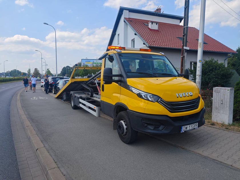 Źle zaparkowane samochody