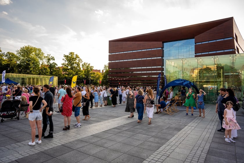 Wrocławska Potańcówka na placu Wolności: 6 lipca, zdjęcia uczestników