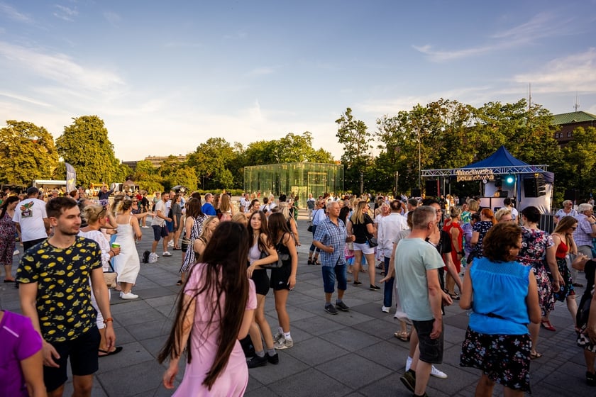 Wrocławska Potańcówka na placu Wolności: 6 lipca, zdjęcia uczestników
